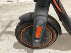 Segway-Ninebot F40A KickScooter 517 - 8