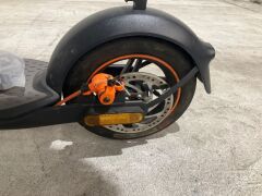 Segway-Ninebot F40A KickScooter 517 - 9