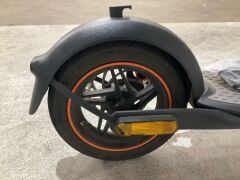 Segway-Ninebot F40A KickScooter 517 - 10