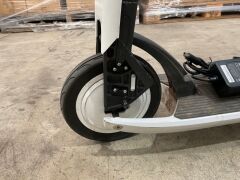 Segway-Ninebot Air T15 KickScooter 4958423 - 9