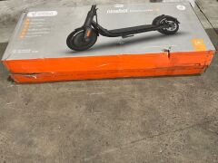 Ninebot Kickscooter F25 Electric Scooter 5287987 - 8