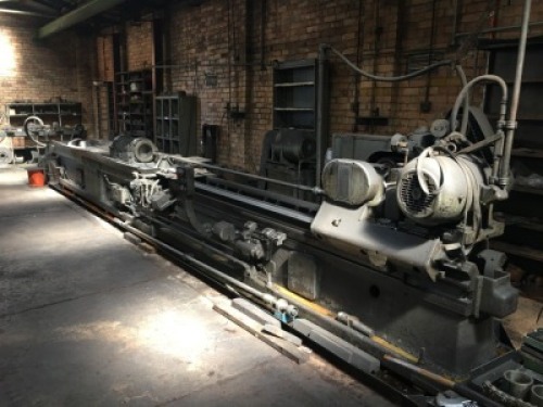 BARNES HEAVY DUTY MOTORISED STEEL FRAMED HYDRAULIC CYLINDER HONING MACHINE S/N: 589 with Adjustable Work Heads