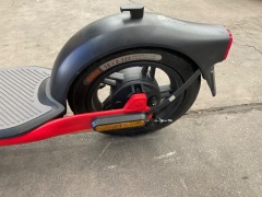 Segway Ninebot D28E Electric Scooter 5467074 - 12