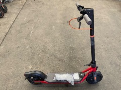 Segway Ninebot D28E Electric Scooter 5467074 - 3