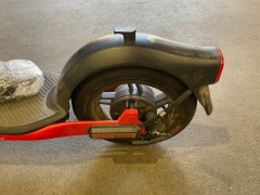 Segway Ninebot D28E Electric Scooter 5467074 - 8