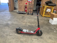 Segway Ninebot D28E Electric Scooter 5467074 - 2