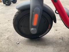 Segway Ninebot D28E Electric Scooter 5467074 - 8