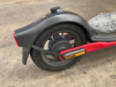 Segway Ninebot D28E Electric Scooter 5467074 - 10