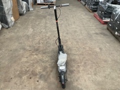 Segway Ninebot D28E Electric Scooter 5467074 - 5