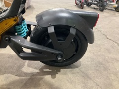 Refund Daxys Bandicoot Electric Scooter 5604406 - 8