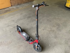 Segway Ninebot D28E Electric Scooter 5467074 - 3