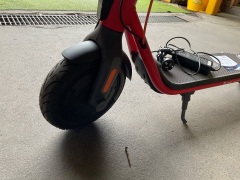 Segway Ninebot D28E Electric Scooter 5467074 - 7