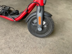 Segway Ninebot D28E Electric Scooter 5467074 - 8