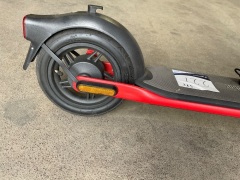 Segway Ninebot D28E Electric Scooter 5467074 - 9