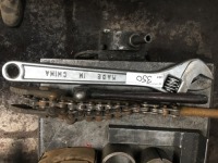 Heavy Duty 900mm Shifting Spanner and Pipe Vice, Hammer