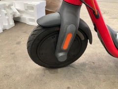 Segway Ninebot D28E Electric Scooter 5467074 - 11