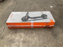 Ninebot Kickscooter F25 Electric Scooter 5287987 - 8