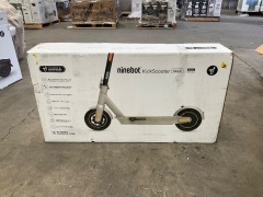 Segway Ninebot Kickscooter Max G30L Electric Scooter 4971375 - 2