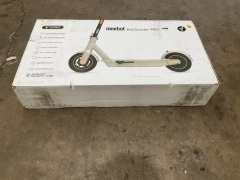 Segway Ninebot Kickscooter Max G30L Electric Scooter 4971375 - 8