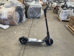 Ninebot Kickscooter F25 Electric Scooter 5287987 - 2