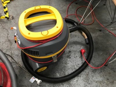 Pullman Commercial Vacuum Cleaner Model: AS-4 with Attachments