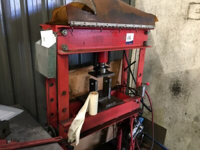 Workshop hydraulic bearing press
