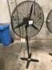 Kinchrome750mm ind. Pedestal fan