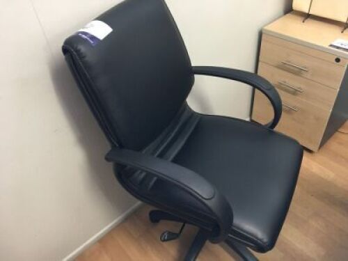 Office arm chair