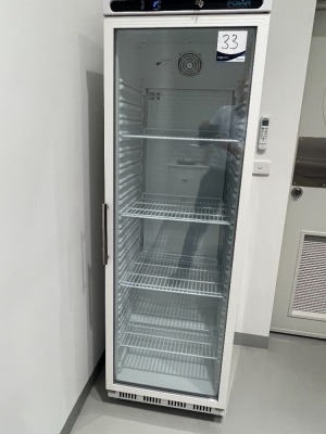 Polar CD087-A-02 Single Glass Door Refrigerator