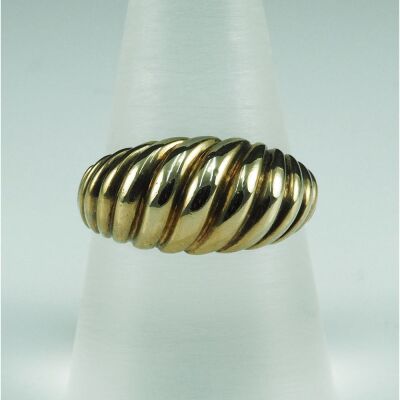 (DO NOT LOT) 9ct yellow gold ring