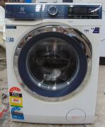 Electrolux 9Kg Front Load Washing Machine - EWF9043BDWA - 2