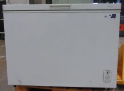 Westinghouse 290Ltr Chest Freezer - WCM2900WD - 2