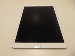 Apple iPad Pro 10.5in -64GB Wifi - 2017 Model - Gray - 2