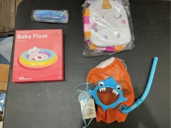 1 x Swimming Goggles
1 x Baby Float Rainbow
1 x Snorkling Kit Sharky
1 x Backpack Unicorn - 2
