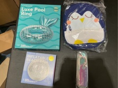 1 x Luxe Pool Ring Mermaid
1 x Lunch Backpack Penguin 
1 x Kids Swimming Goggles Unicorn 
1 x Inflatable Beach Ball Glitter - 2