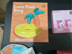 1 x Luxe Pool Ring Tropical Island
1 x Kids Float Bands Unicorn 
1 x Beach Bats Islabomba 
1 x Electric Air Pump - 3