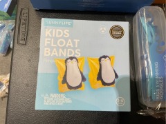 1 x Baby Swim Seat Jungle 
1 x Inflatable Buddy Croc 
1 x Kids Float Bands 
1 x Kids swimming Goggles Shark
1 x Toddlers Slippers Unicorn - 5