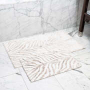 Refund Pristine Lines Bath Mat Set