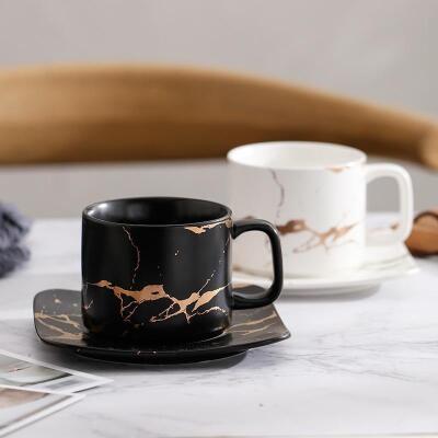 Lightning Teacup, Black Thunder