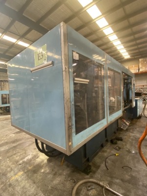 2010 Liguang FL-380V Plastic Injection Moulding Machine