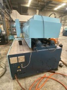 2010 Liguang FL-320ES Plastic Injection Moulding Machine - 3