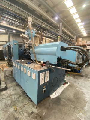 2010 Liguang FL-320ES Plastic Injection Moulding Machine