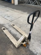 Crown PTH50 Pallet Jack