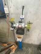 TTI MD3220VC 200mm Bench Grinder