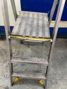 Bailey Industrial Alloy Platform Step Ladder - 3