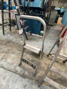 Bailey & Gorilla Industrial Alloy Platform Step Ladders - 4