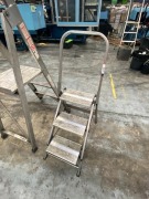 Bailey & Gorilla Industrial Alloy Platform Step Ladders - 6