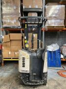 Crown RD 5225-30 Reach Truck - 3