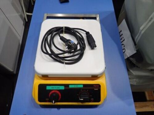 Thermo Scientific CIMAREC, Digital Stirring Hotplate, Ceramic (10.25"x10.25"), V-220-240, Amps: 6.50, Hz: 50/60 (with SS attachment)