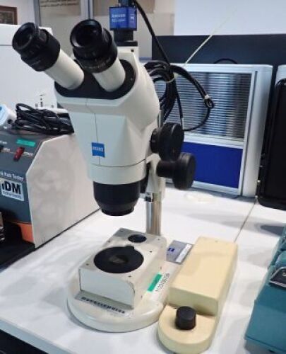 Zeiss Stemi 2000-C Stereo Microscope (Zeiss w-Pl10x23 lens) + Zeiss Axiocam 105 Colour Microscope (Microscope camera, 5 megapixels (2592 x 1944)
